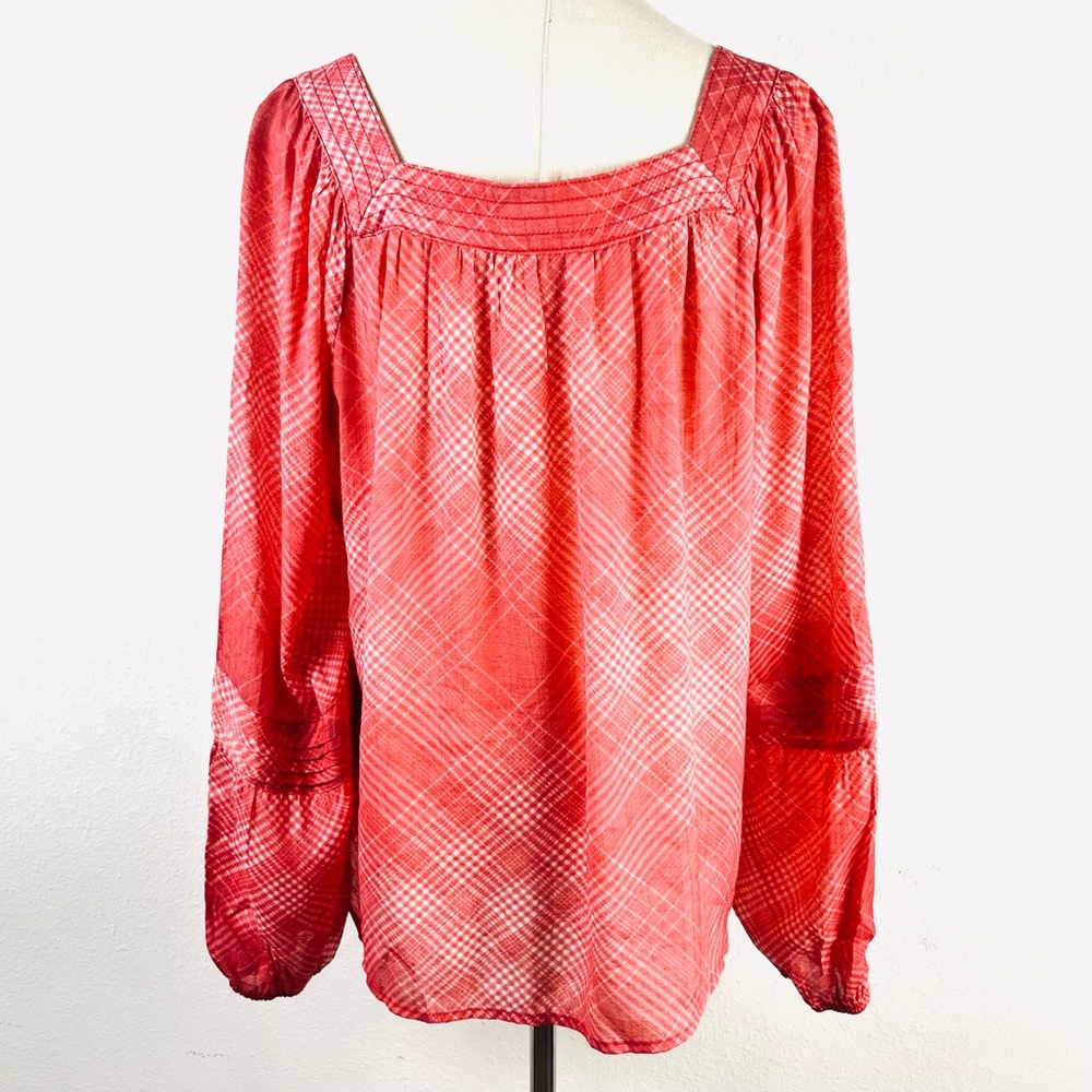 Lauren Conrad shirred pheasant top - Picture 4 of 6